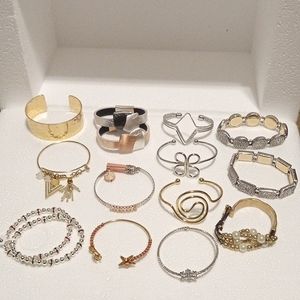 A1#   15 NEW Bracelets